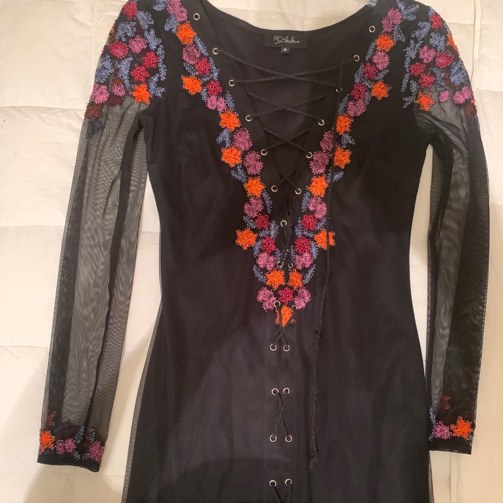 Forever 21 dress! Bought in 2017 and worn twice. - Picture 2 of 4